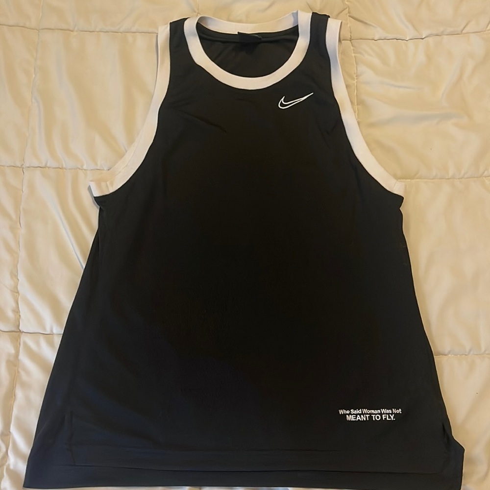 Womens Nike Dri-Fit TankTop. Athletic Jersey.